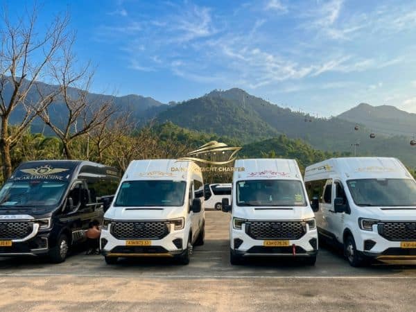 private transfer fleet of Da Nang Yachts - Luxury Yacht Tours and Private Charter 1 (2)
