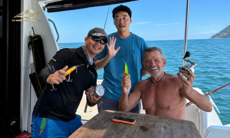Yacht Fishing Da Nang