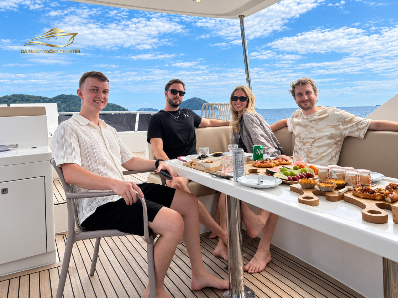 Da Nang Sunset Yacht Charter