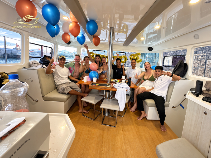 da-nang-yachts (1) Private Yacht Charter for Couples in Da Nang