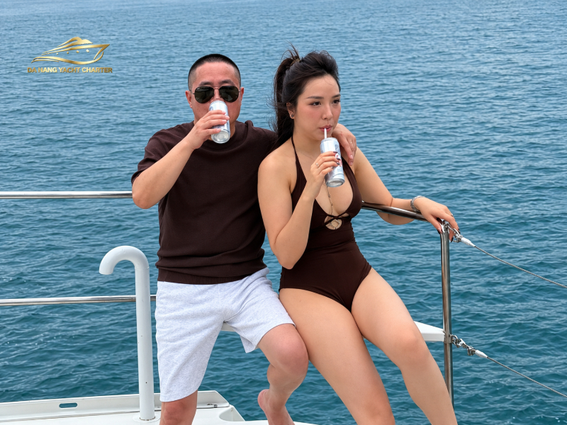 Yacht with WiFi Da Nang