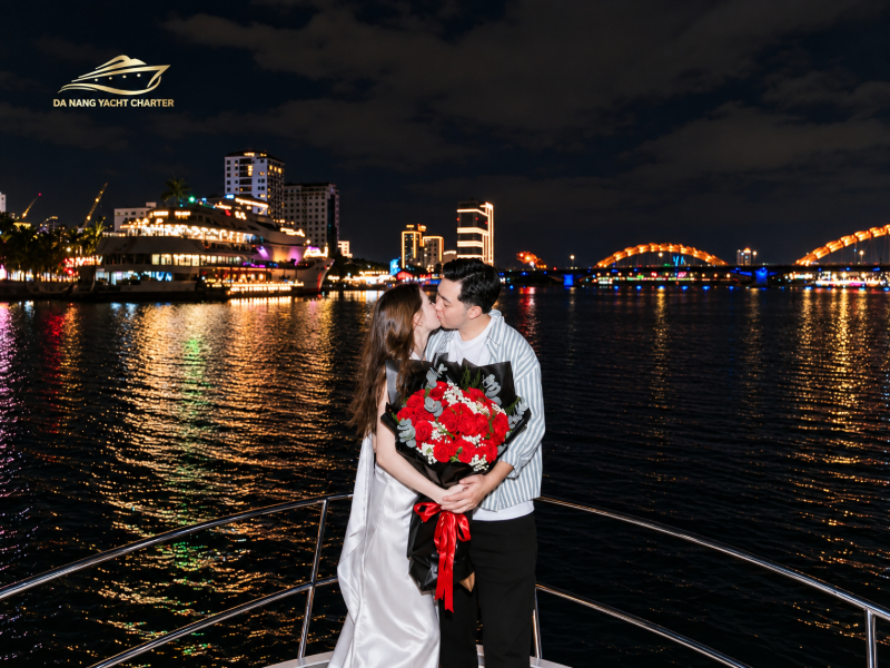 Yacht Wedding Da Nang