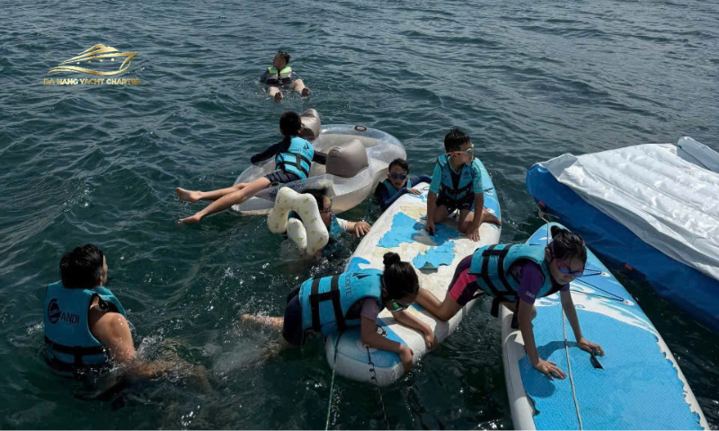 Inflatable Water Slide Yacht Da Nang